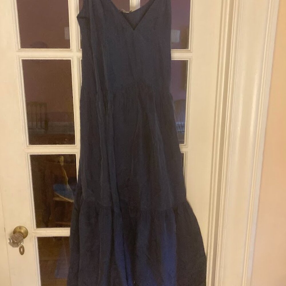 NEW! Go< by Go Silk 100% Silk Vita Navy